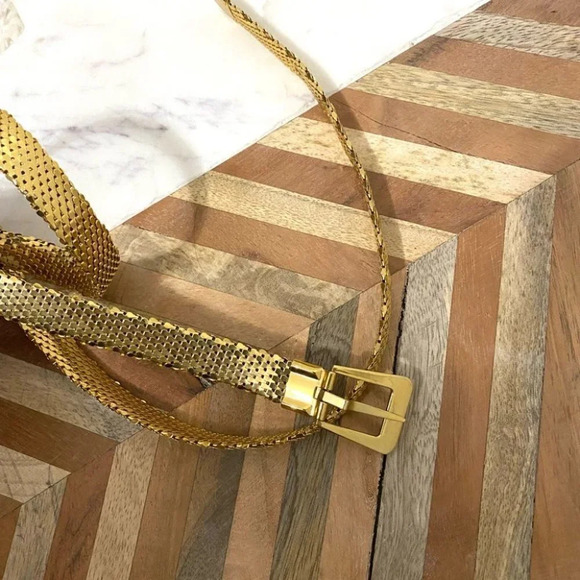 Vintage - Yellow Goldtone Slinky Snake Belt - Picture 5 of 5